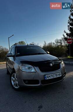 Микровэн Skoda Roomster 2007 в Бердичеве