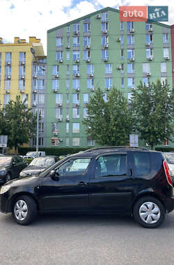 Микровэн Skoda Roomster 2008 в 