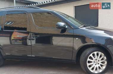 Микровэн Skoda Roomster 2015 в 