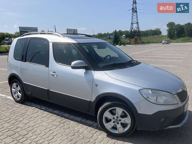 Микровэн Skoda Roomster 2012 в Львове