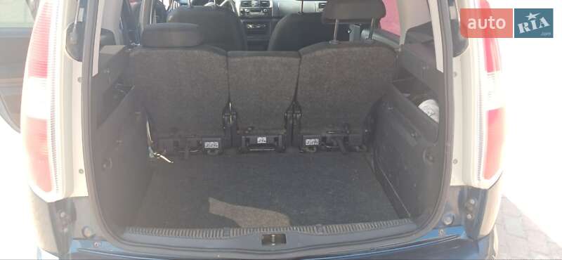 Микровэн Skoda Roomster 2011 в Бурштыне