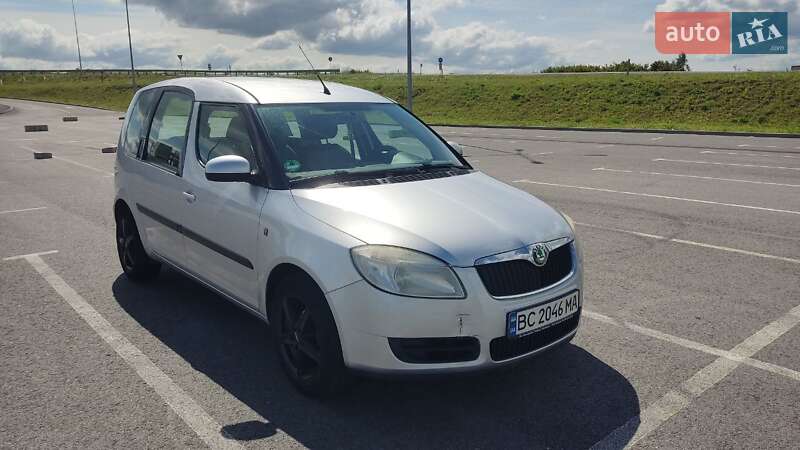 Микровэн Skoda Roomster 2007 в Львове