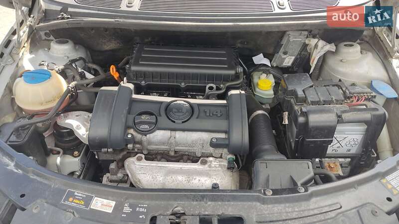 Микровэн Skoda Roomster 2007 в Львове