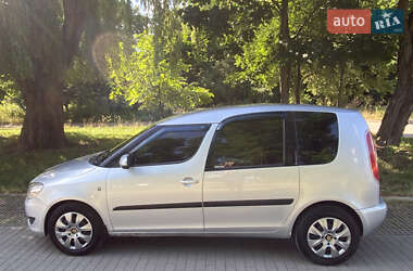 Микровэн Skoda Roomster 2010 в 