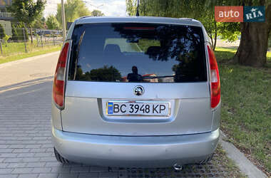 Микровэн Skoda Roomster 2010 в 