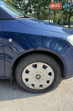 Микровэн Skoda Roomster 2009 в 