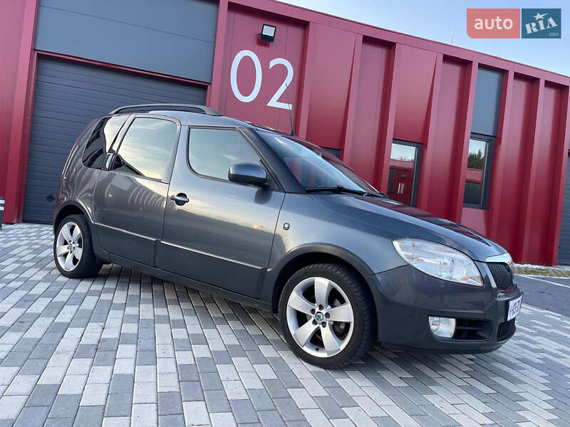 Микровэн Skoda Roomster 2008 в Львове