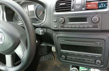 Микровэн Skoda Roomster 2013 в 