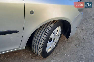 Микровэн Skoda Roomster 2010 в 