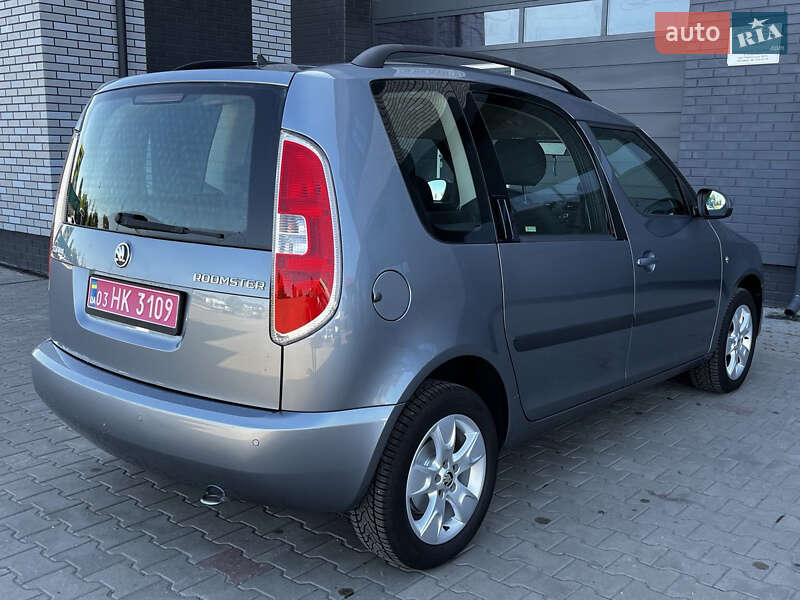 Микровэн Skoda Roomster 2013 в Луцке
