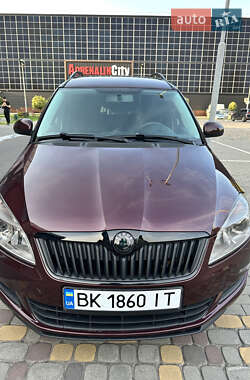 Микровэн Skoda Roomster 2011 в Луцке