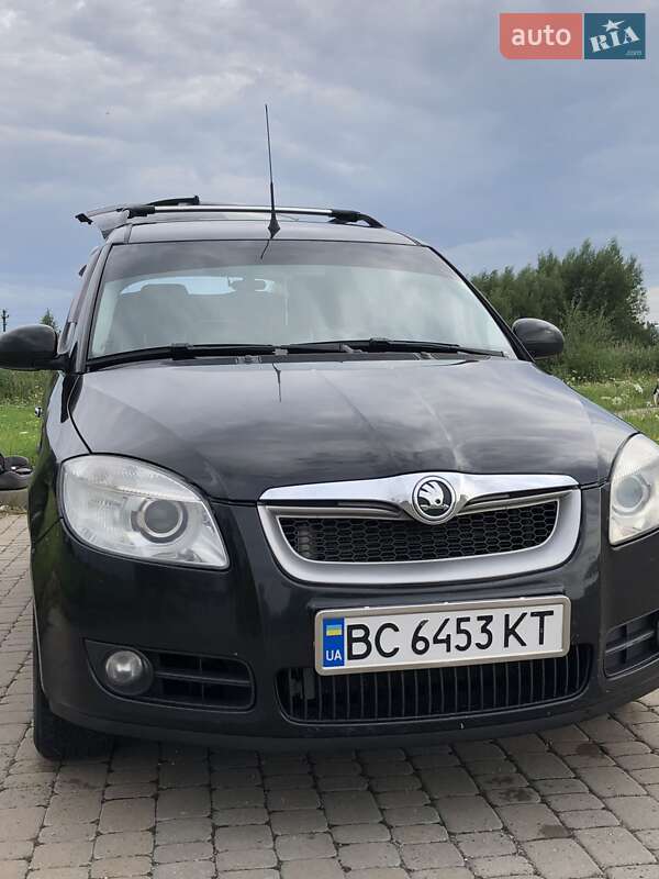 Микровэн Skoda Roomster 2007 в Николаеве