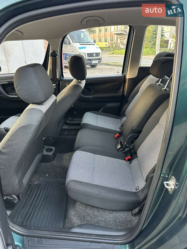 Мікровен Skoda Roomster 2010 в Львові