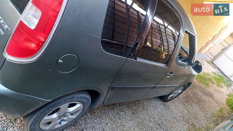 Микровэн Skoda Roomster 2007 в Могилев-Подольске