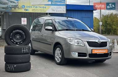 Микровэн Skoda Roomster 2010 в Сумах