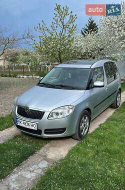 Микровэн Skoda Roomster 2009 в Ровно