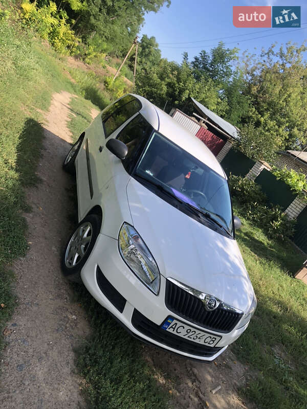 Микровэн Skoda Roomster 2013 в Теплике