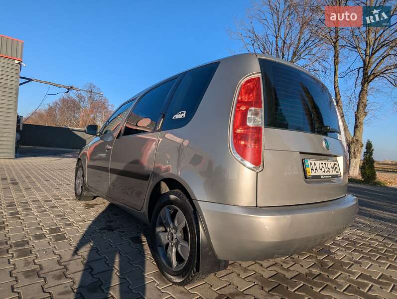 Микровэн Skoda Roomster 2008 в Киеве