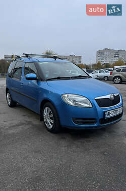 Микровэн Skoda Roomster 2009 в 