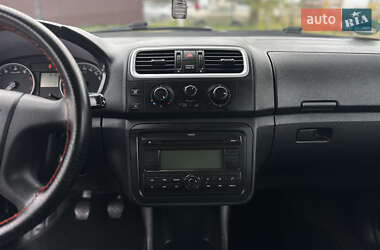 Микровэн Skoda Roomster 2007 в 