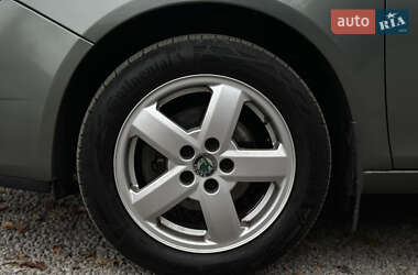 Микровэн Skoda Roomster 2007 в 