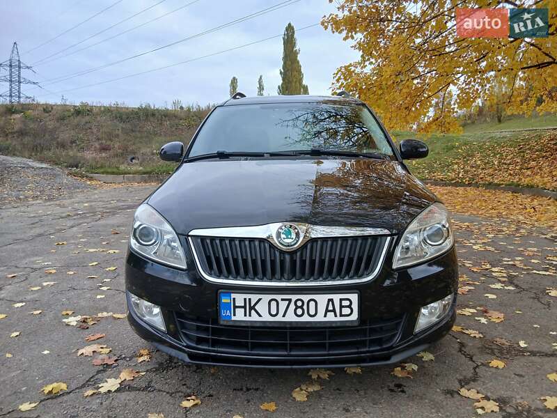 Микровэн Skoda Roomster 2011 в Ровно фото 3 Микровэн Skoda Roomster 2011 в Ровно