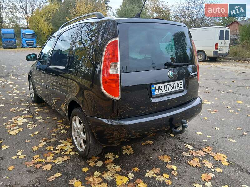 Микровэн Skoda Roomster 2011 в Ровно фото 8 Микровэн Skoda Roomster 2011 в Ровно