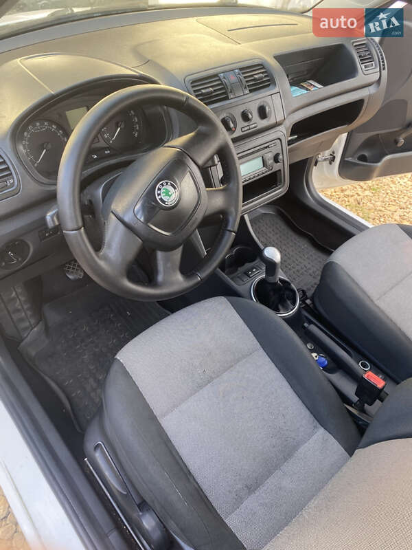 Микровэн Skoda Roomster 2011 в Черноморске фото 8 Микровэн Skoda Roomster 2011 в Черноморске