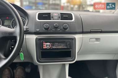 Микровэн Skoda Roomster 2007 в 