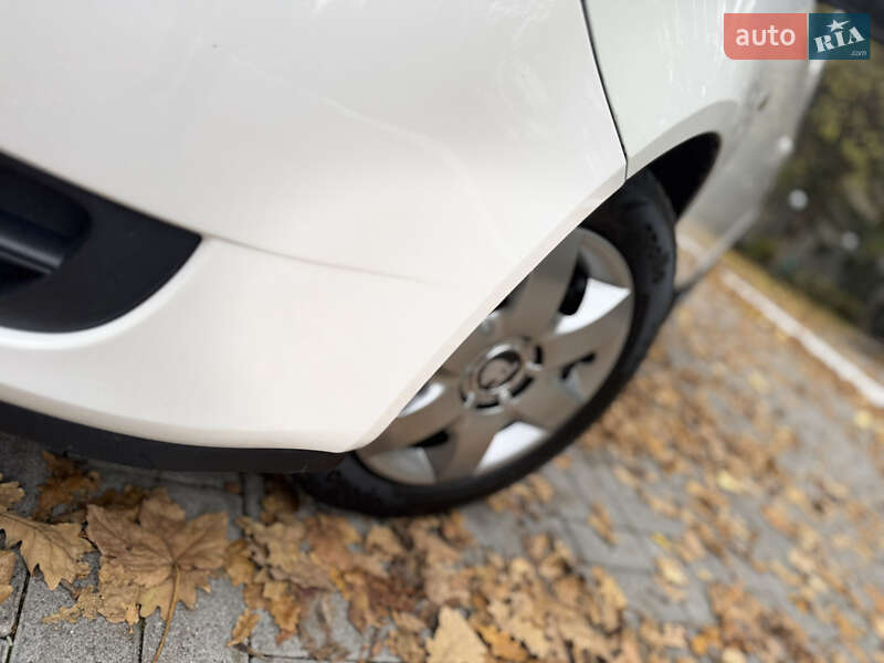 Микровэн Skoda Roomster 2007 в Дрогобыче фото 28 Микровэн Skoda Roomster 2007 в Дрогобыче