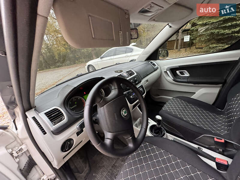 Микровэн Skoda Roomster 2007 в Дрогобыче фото 46 Микровэн Skoda Roomster 2007 в Дрогобыче