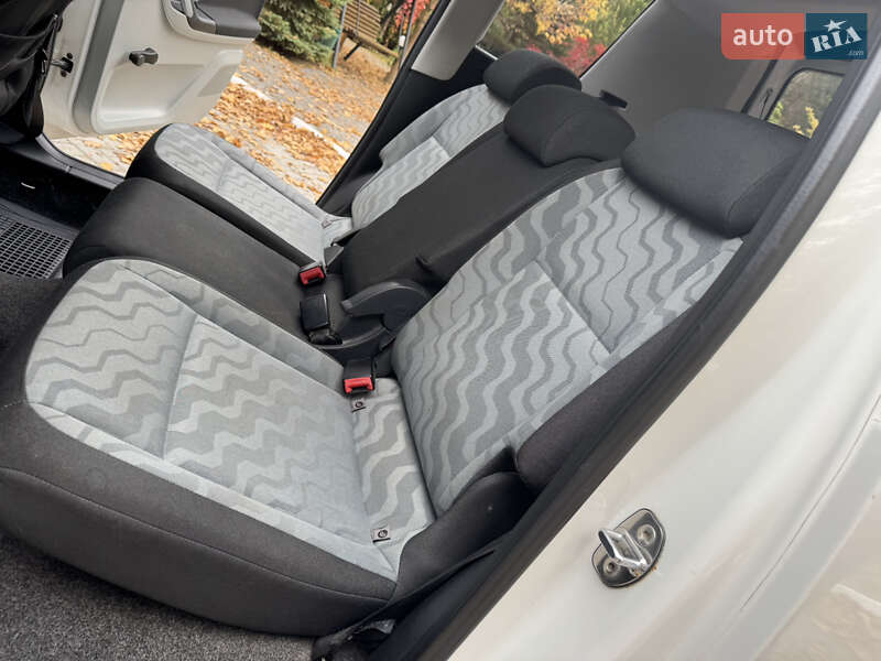 Микровэн Skoda Roomster 2007 в Дрогобыче фото 70 Микровэн Skoda Roomster 2007 в Дрогобыче