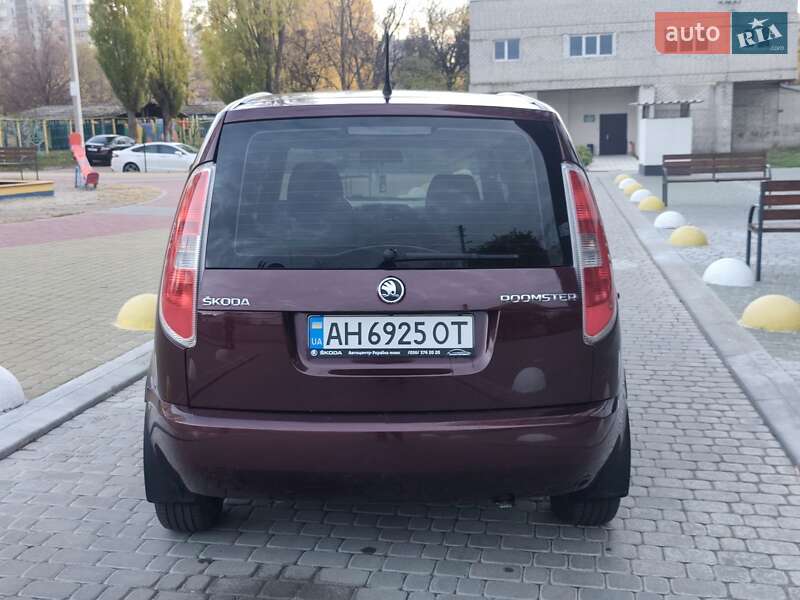 Микровэн Skoda Roomster 2013 в Харькове