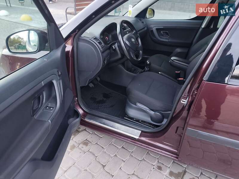 Микровэн Skoda Roomster 2013 в Харькове