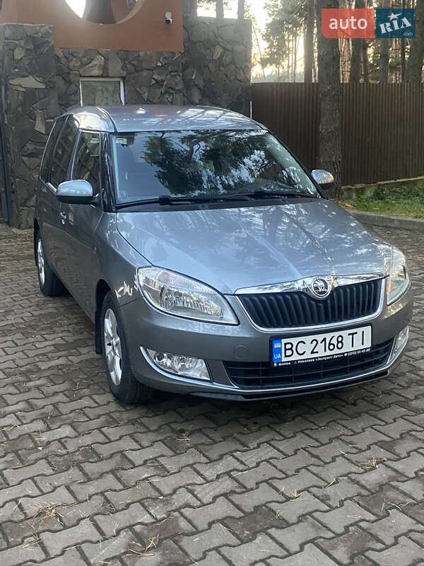 Микровэн Skoda Roomster 2013 в Новояворовске фото 3 Микровэн Skoda Roomster 2013 в Новояворовске