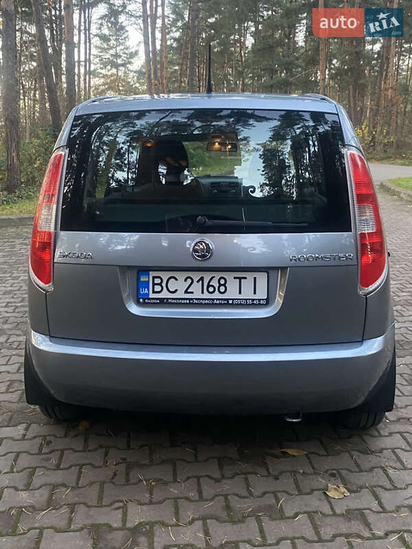 Микровэн Skoda Roomster 2013 в Новояворовске фото 11 Микровэн Skoda Roomster 2013 в Новояворовске