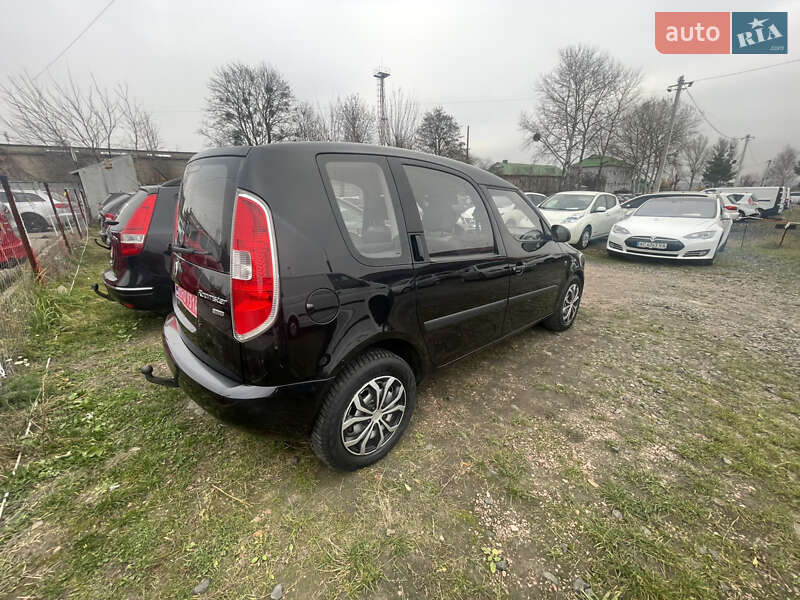 Микровэн Skoda Roomster 2009 в Луцке