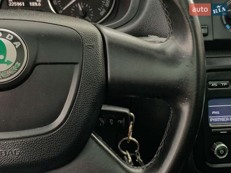Мікровен Skoda Roomster 2011 в Бердичеві фото 42 Мікровен Skoda Roomster 2011 в Бердичеві