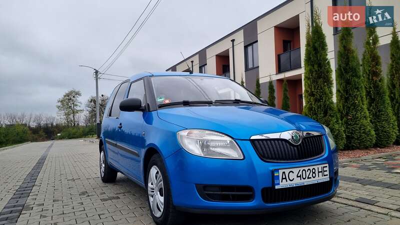Микровэн Skoda Roomster 2009 в Луцке фото 3 Микровэн Skoda Roomster 2009 в Луцке