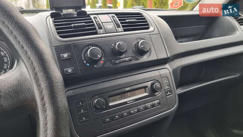 Микровэн Skoda Roomster 2009 в Луцке фото 61 Микровэн Skoda Roomster 2009 в Луцке
