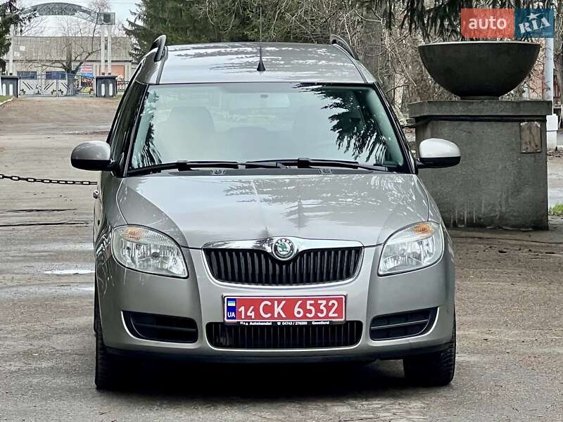 Микровэн Skoda Roomster 2008 в Умани фото 2 Микровэн Skoda Roomster 2008 в Умани