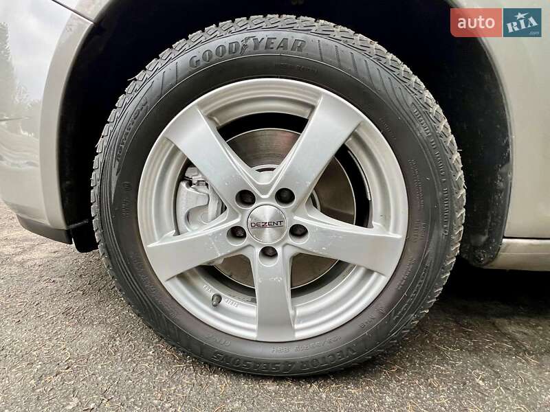 Микровэн Skoda Roomster 2008 в Умани фото 34 Микровэн Skoda Roomster 2008 в Умани