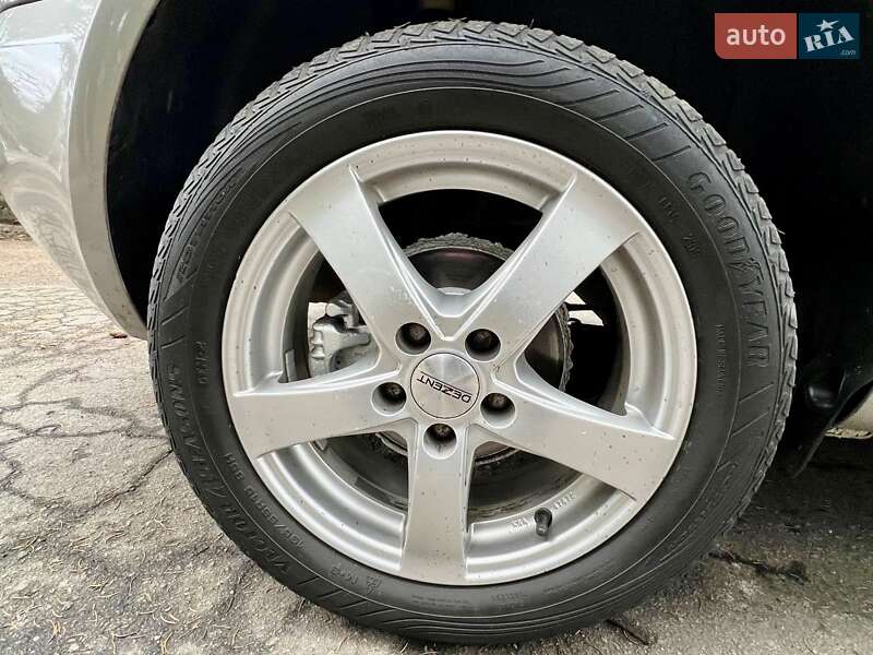 Микровэн Skoda Roomster 2008 в Умани фото 38 Микровэн Skoda Roomster 2008 в Умани