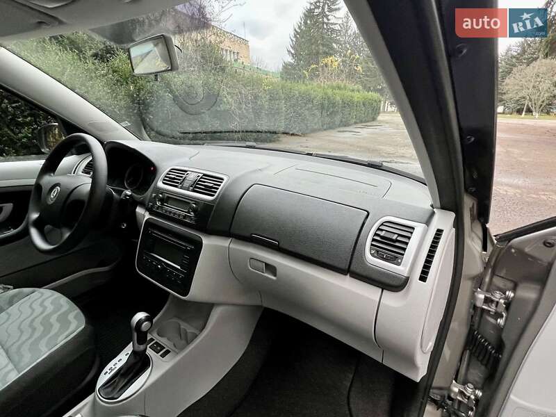 Микровэн Skoda Roomster 2008 в Умани фото 57 Микровэн Skoda Roomster 2008 в Умани