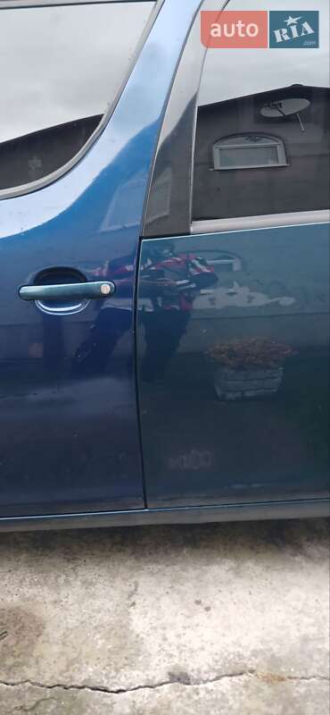 Микровэн Skoda Roomster 2011 в Бурштыне