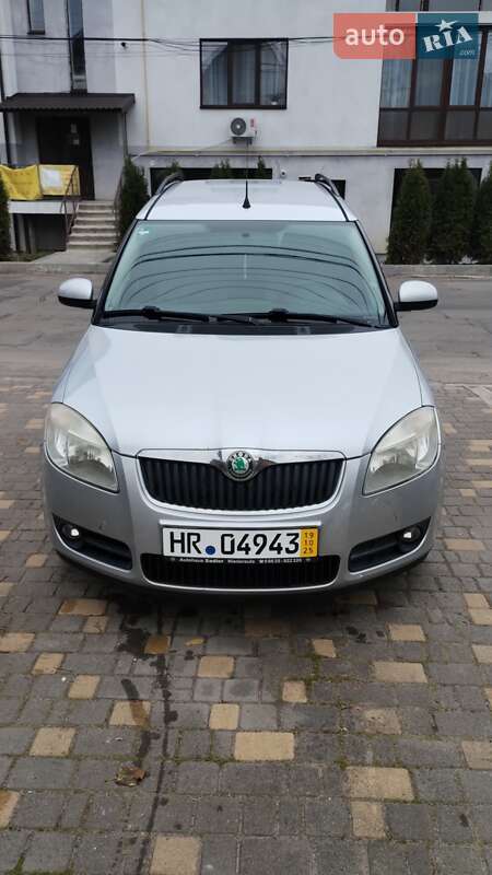 Микровэн Skoda Roomster 2009 в Виннице
