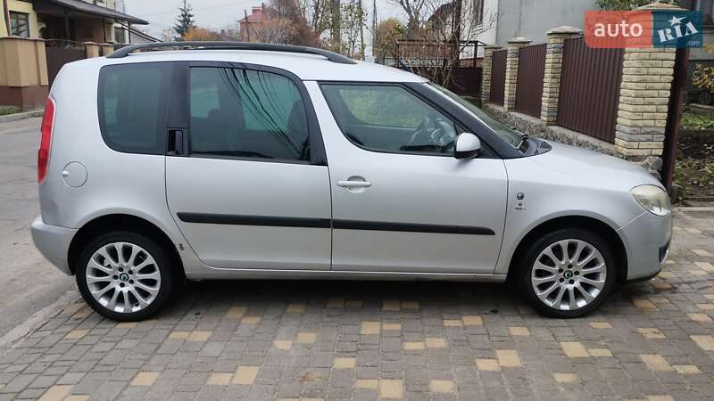 Микровэн Skoda Roomster 2009 в Виннице