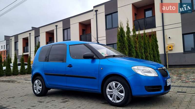 Микровэн Skoda Roomster 2009 в Луцке