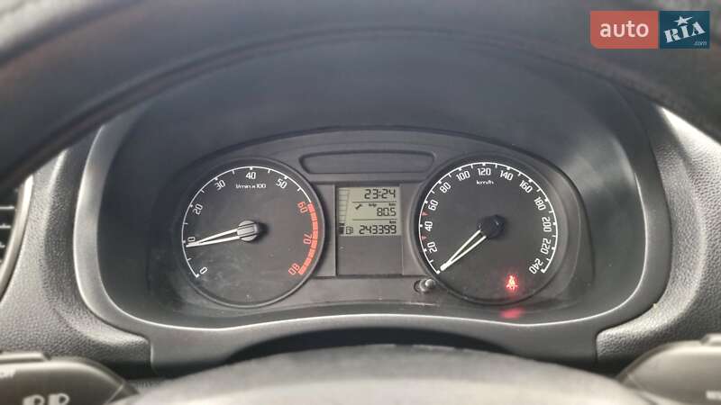 Микровэн Skoda Roomster 2009 в Луцке