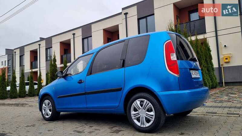 Микровэн Skoda Roomster 2009 в Луцке